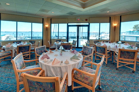 Bradenton Yacht Club, Yacht Club, Bradenton, Manatee County, Manatee, Waterfront Dining, dining, waterfront, dinner, lunch, eat, places to eat near me, realtor, realty