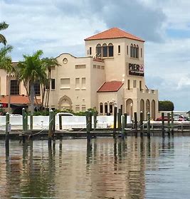 Pier 22, restaurant, pier, manatee county, manatee, waterfront dining, dining, waterfront, lunch, dinner, realtor, realty, bradenton, eat, places to eat, on the water